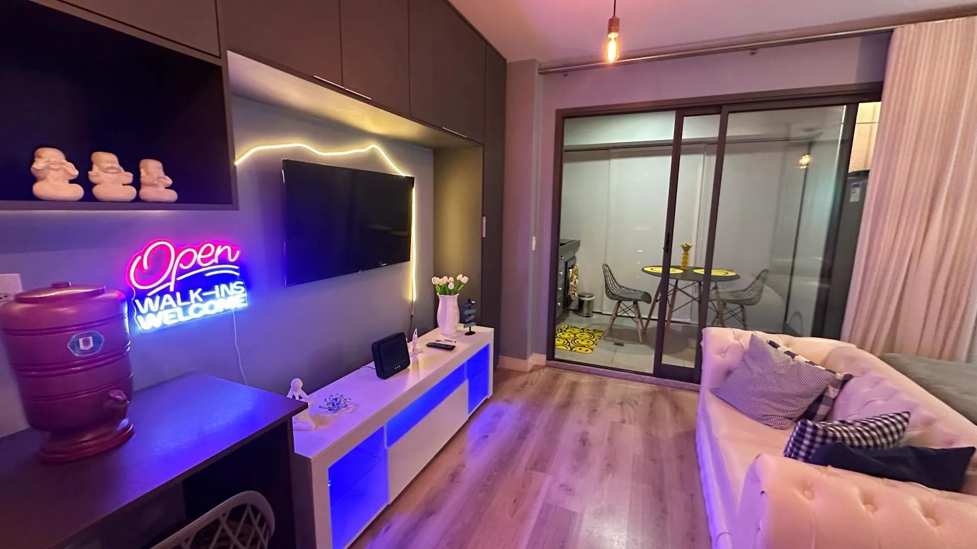 Metro, Vaga De Garagem, Conforto, Lazer, Vila Madalena Apartment